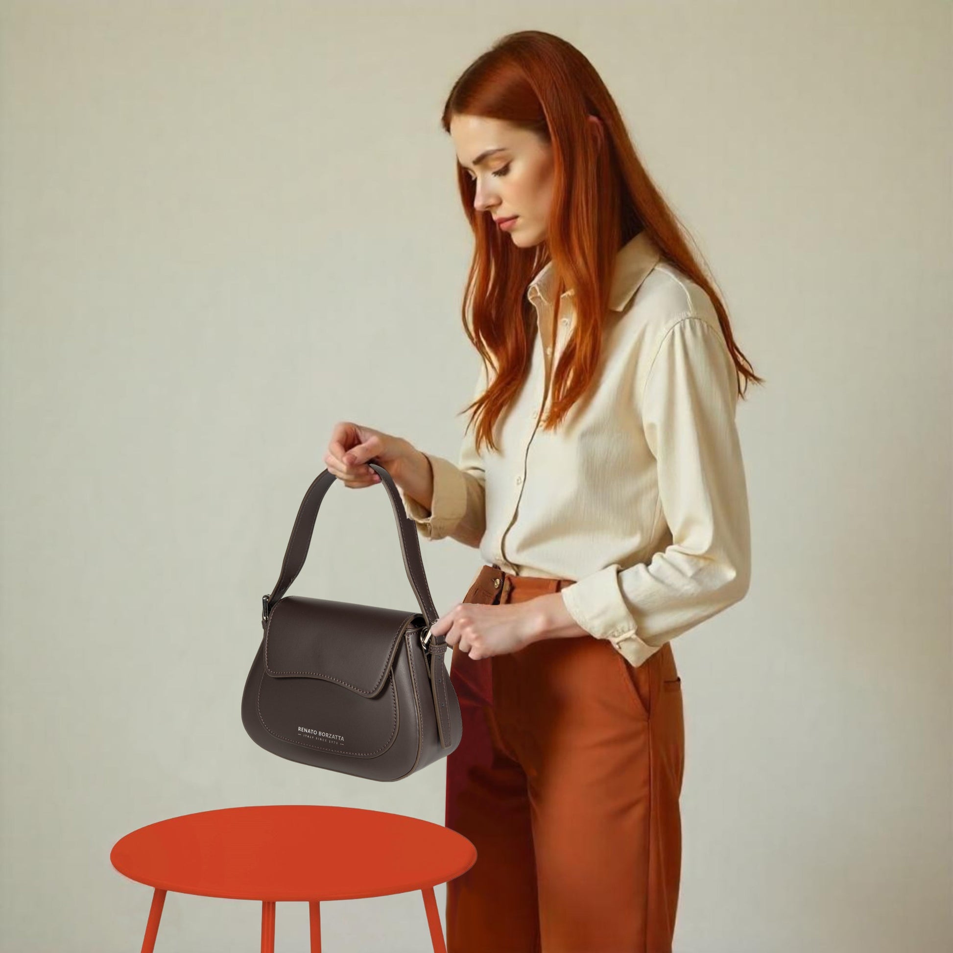 Women's Shoulder Bag with Flap in Genuine Leather