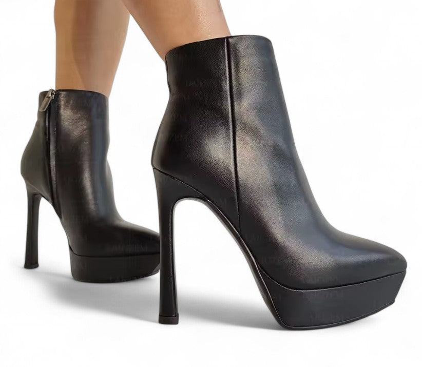 Yons elegant high heel ankle boots, black