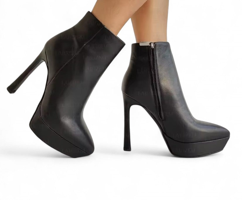 Yons elegant high heel ankle boots, black